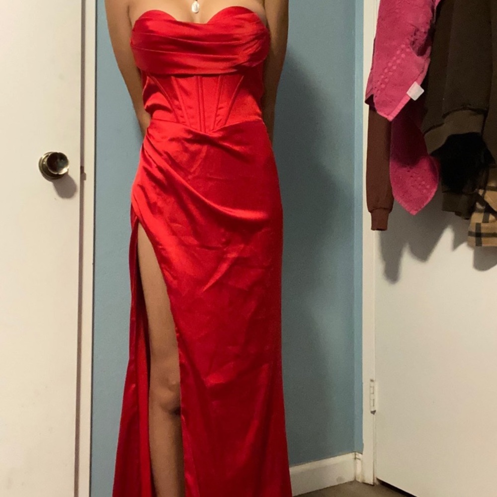 Red prom dress